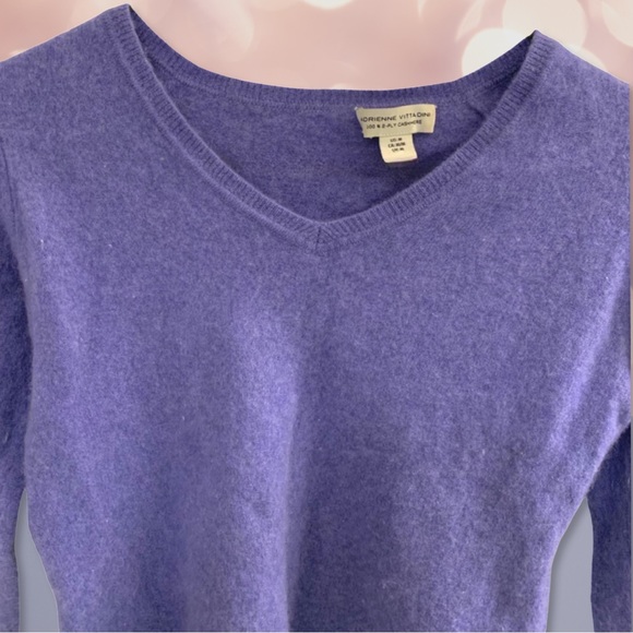 ADRIENNE VITTADINI • 100% Cashmere Sweater - Picture 3 of 6